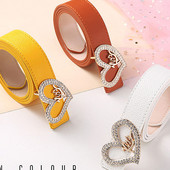 Naiste südamepandlaga nahast vöö