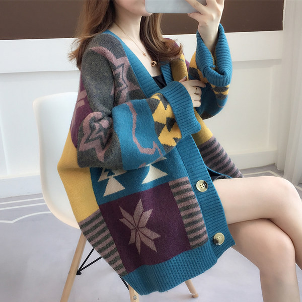 Cardigan colorat de dama gratuit model si inchidere cu nasturi