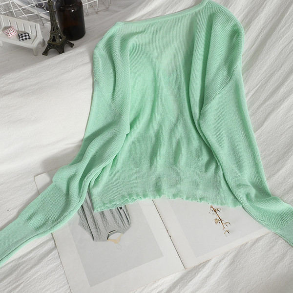 Uus mudel spits-kaelusega naistevest - mitmes värvitoonis