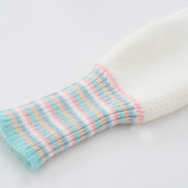 Praegune naiste lühike nööpidega kardigan