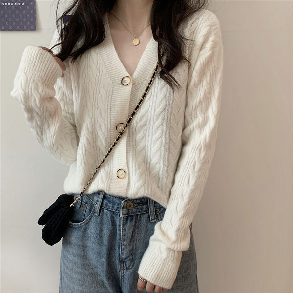 Alkalmi női kardigán gombokkal, sima modell