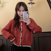 Lühikese mudeliga naiste kardigan ovaalse kaelusega