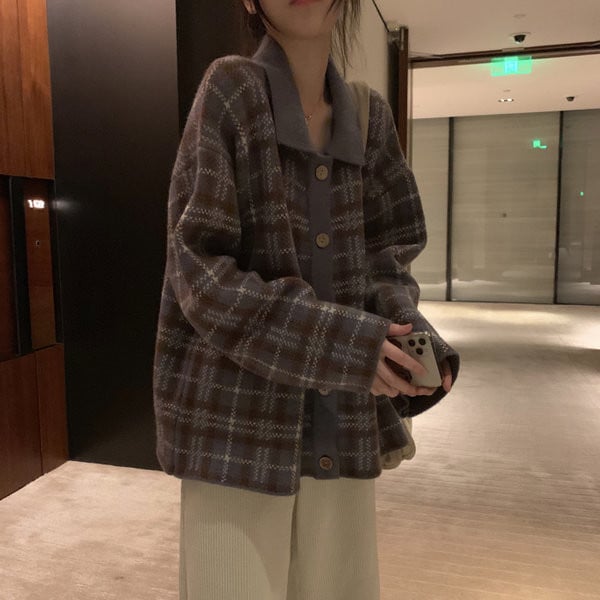 Naiste vabaaja ruuduline vesti lai mudel