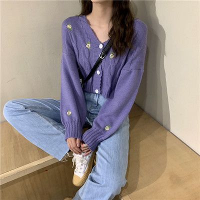 Női kardigán rövid modell hímzéssel