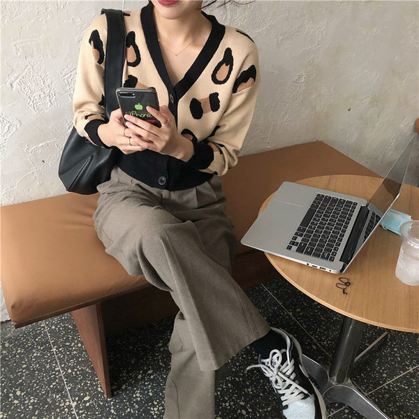 Cardigan scurt de damă elegant cu imprimeu animal