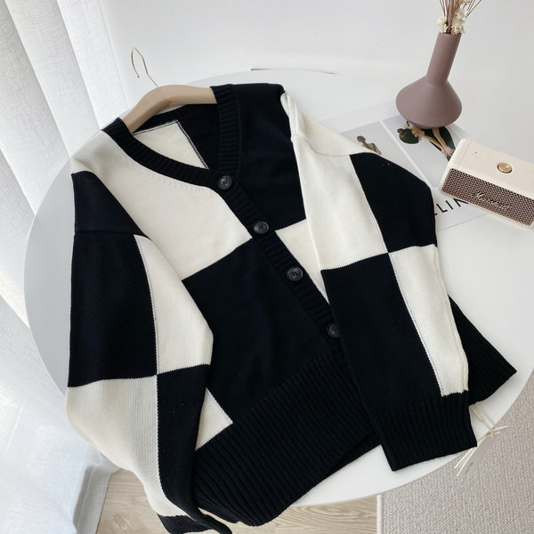 Stiilne naiste kardigan pikk lai mudel