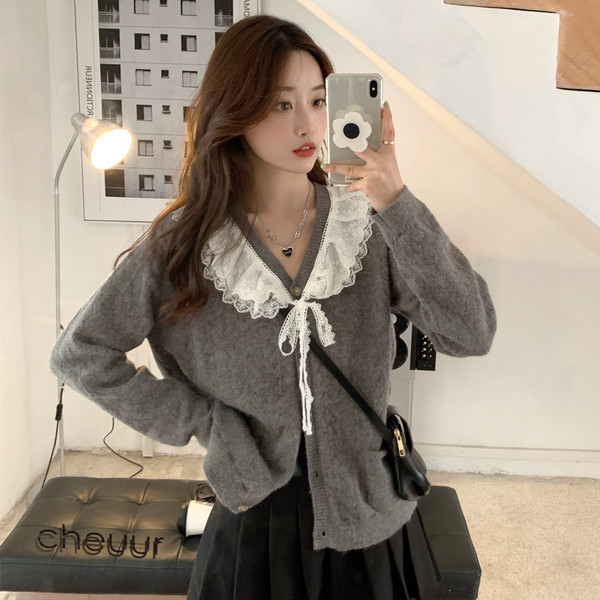 Vesta casual dama cu buzunare si dantela