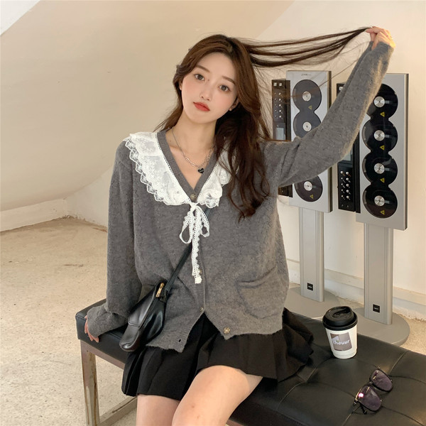 Vesta casual dama cu buzunare si dantela