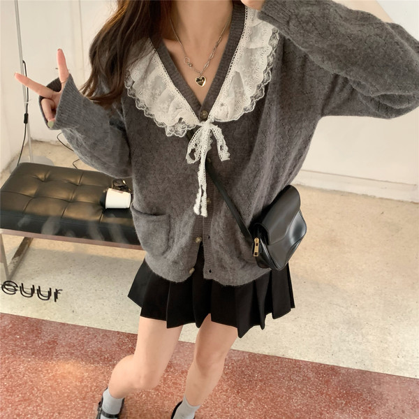 Vesta casual dama cu buzunare si dantela