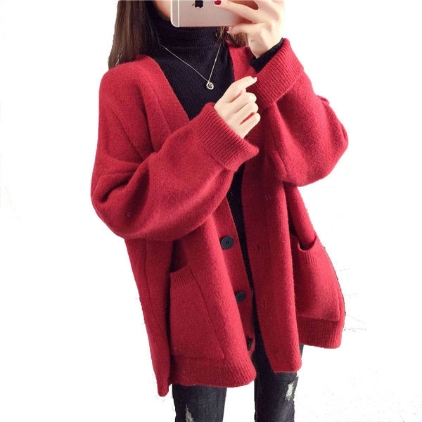 Stilingas moteriškas megztinis paprastas modelis su kišenėmis