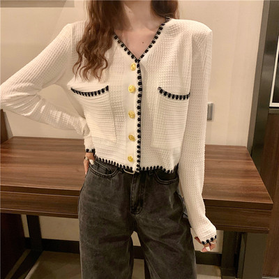 Vesta de dama moderna cu buzunare si broderie