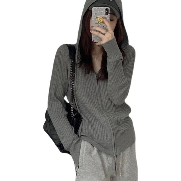 Moteriška laisvalaikio liemenė su užtrauktuku ir kaklaraiščiais