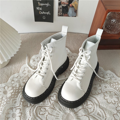 Model nou de cizme dama cu sireturi - in doua culori