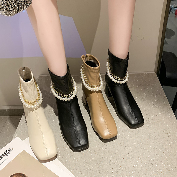 Παιδικές μοντέρνες μπότες με τακούνι και πέρλες