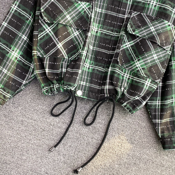 Naiste sügisjope paelte ja taskutega