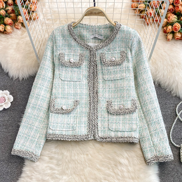 Naiste vabaaja lühike taskutega mantel