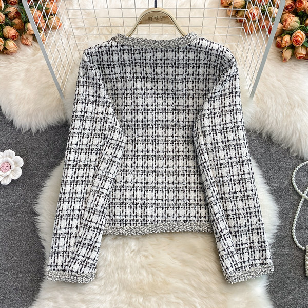 Naiste vabaaja lühike taskutega mantel