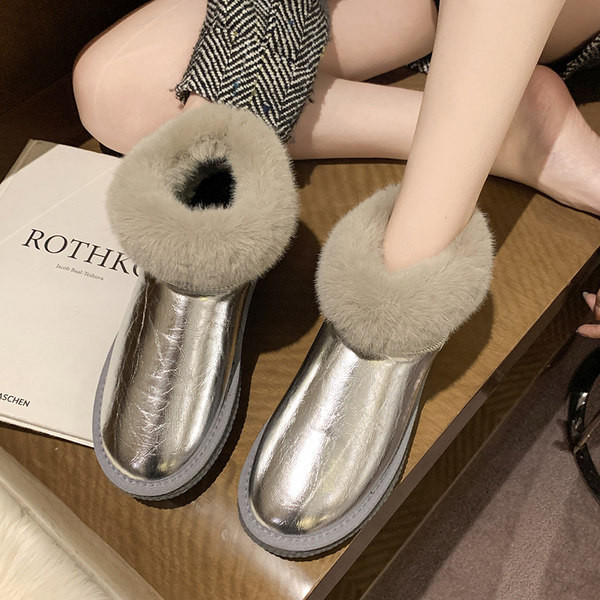 Cizme de iarnă de damă cu puf și talpă plată