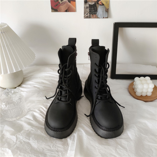 Cizme casual cu sireturi in doua culori