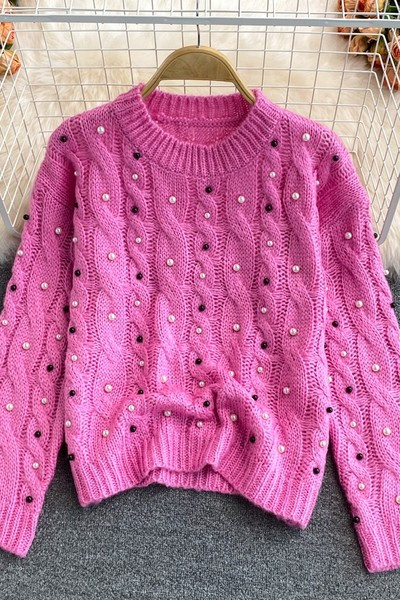 Naiste vabaaja kampsun ovaalse dekoltee ja kaunistusega