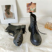 Naiste paeltega nahast saapad