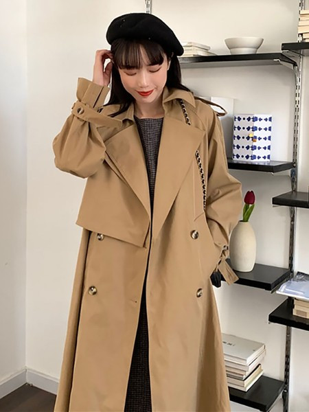 Stiilne naiste õhuke pikk nööpidega mantel