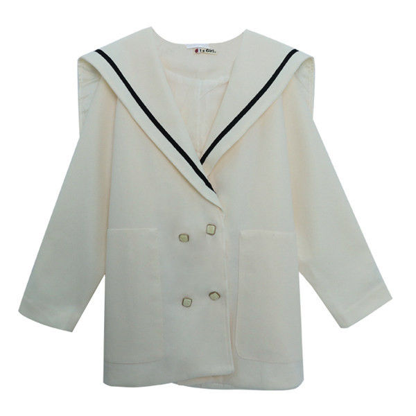 Kaasaegne naiste mantli lai tavaline mudel