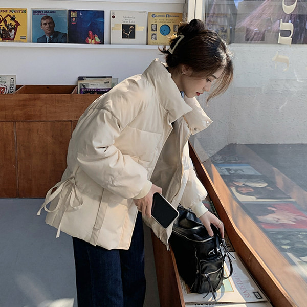 Moodne naiste lühike paeltega jakk