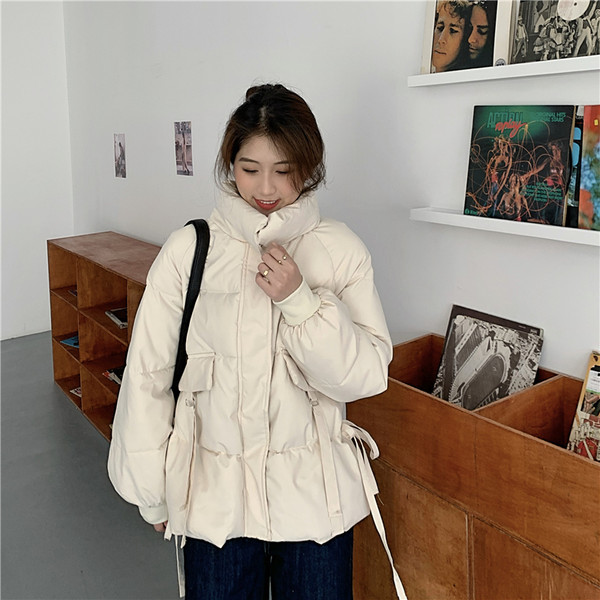 Moodne naiste lühike paeltega jakk