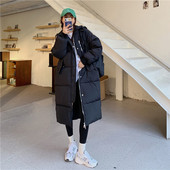 Modern női hosszú kabát cipzárral és kapucnival