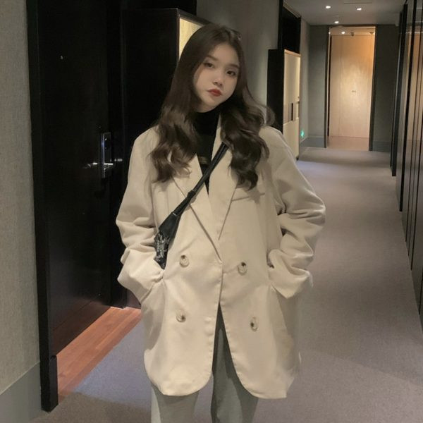 Palton subtire de dama modern model larg cu nasturi