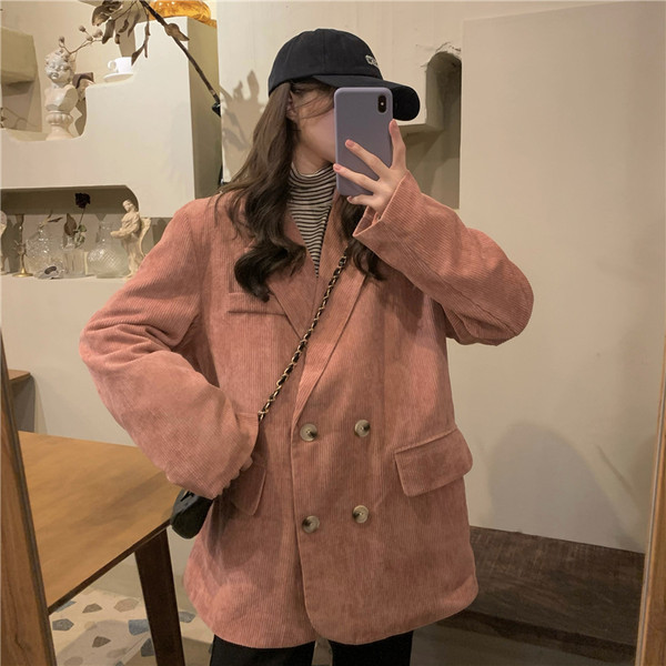 Palton subtire de dama modern model larg cu nasturi