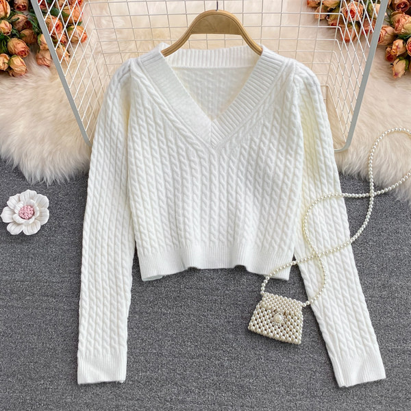 Naiste spitsikaelusega kootud kampsun neljas värvitoonis