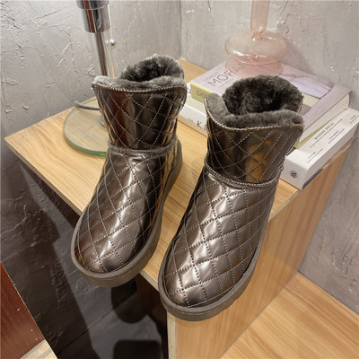 Kahes värvitoonis sooja voodriga naiste talvesaapad