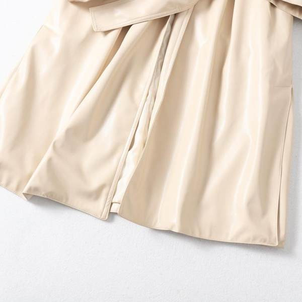 Μακρύ φθινοπωρινό αδιάβροχο παλτό  με ζώνη