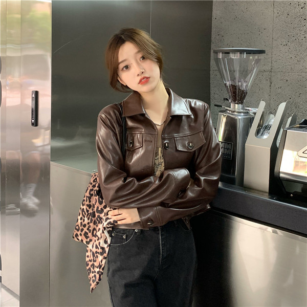 Stiilne naiste lühike nööpidega nahktagi