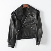 Moodne asümmeetrilise kinnitusega kunstnahast jakk