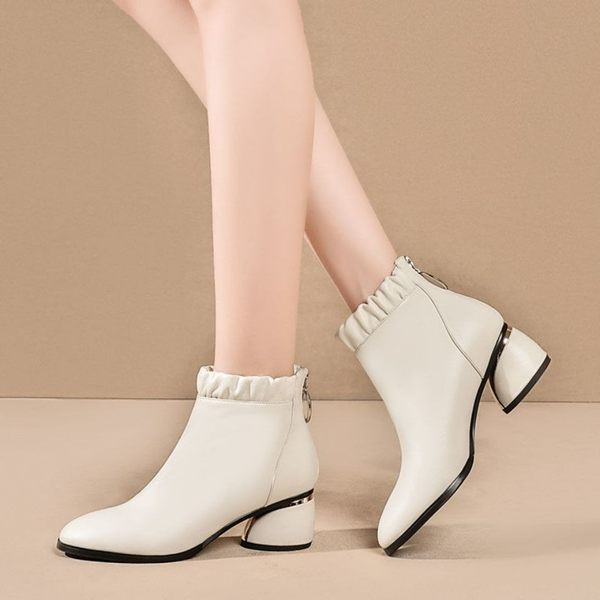 Cizme de dama stilate cu toc si fermoar model ascutit