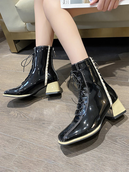 Stiilsed naiste lakknahast saapad paelte ja kõrgete kontsadega