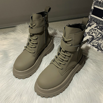 Νέο μοντέλο γυναικείες μπότες με φερμουάρ και κορδόνια