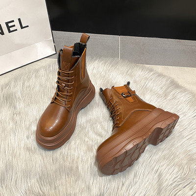 Γυναικείες οικολογικές μπότες με κορδόνια και σόλα ύψους 7 εκ