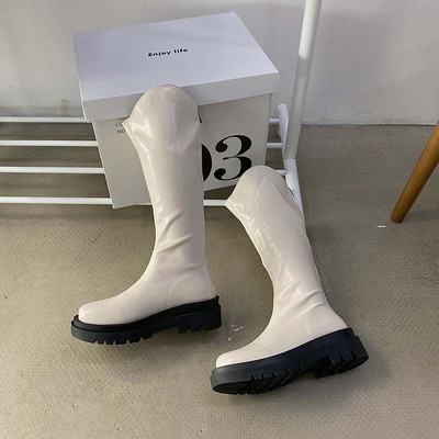 Έκο δερμάτινες γυναικείες μπότες με επίπεδη σόλα κατάλληλες για το χειμώνα