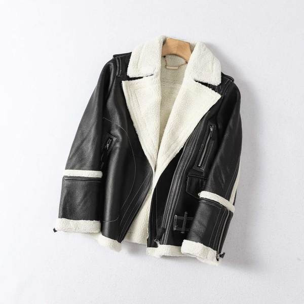 Jesensko-zimska jakna od eko kože i tople postave