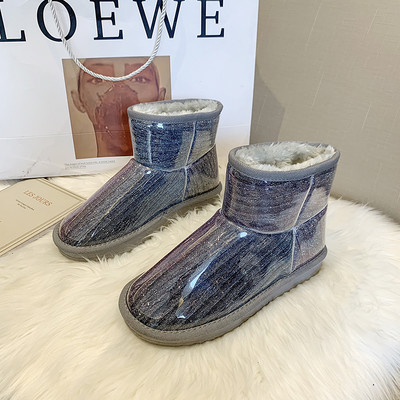 Γυναικείες μπότες με λαμπερό αποτέλεσμα σε διάφορα χρώματα