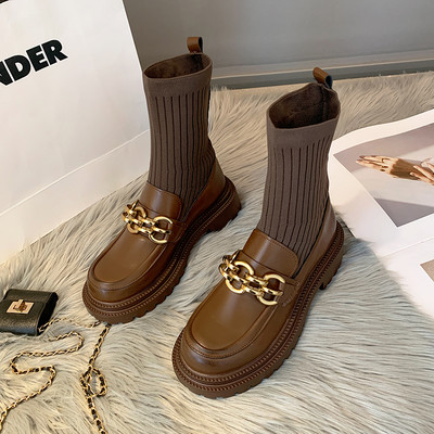 Γυναικείες έκο δερμάτινες μπότες με μεταλλική διακόσμηση - δύο χρώματα