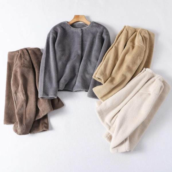 Lühike sulemantel naistele