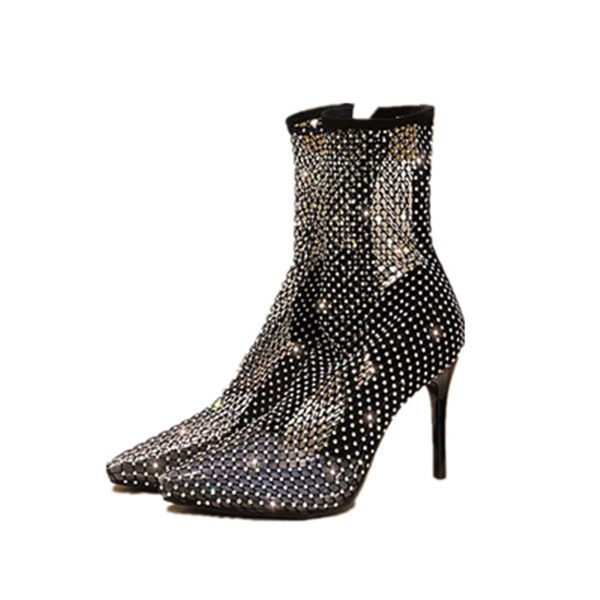 Stiilsed kõrge õhukese kontsaga naiste saapad kahes mudelis