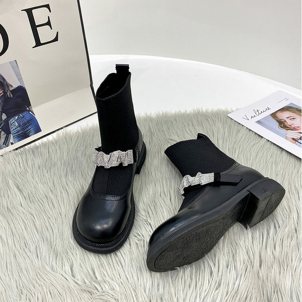 Elegantne ženske čizme s ukrasnim kamenčićima