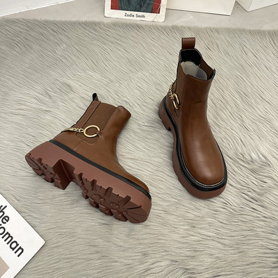 Нов модел дамски боти с метална верижка - черен и кафяв цвят