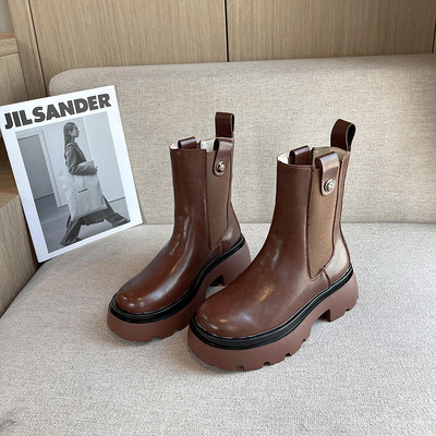 Pruuni ja musta värvi kunstnahast vabaaja naiste saapad